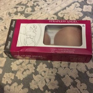 Strapless, backless bra , D cup